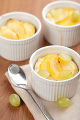 cake with fruits