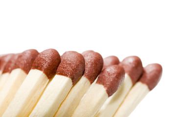 allumettes sur fond blanc