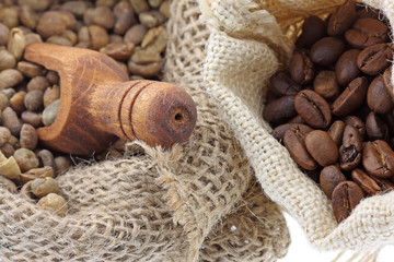 café en grains sacs toile de jute