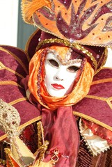 Rosso mascherato