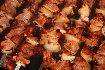 Meat slices prepare on fire
