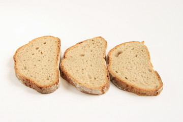 Drei Brotscheiben