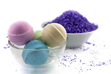 Violet  salt  and bath balls