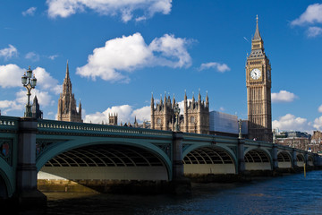 Fototapeta na wymiar Big Ben, Houses of Parliament i Westminster Bridge w