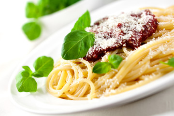 Spaghetti with tomato sauce,parmesan and basil