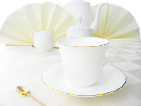 porcelain set for tea