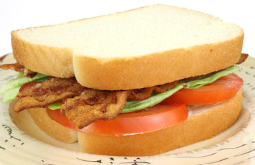 BLT sandwich on white bread