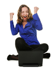 Obraz premium The woman sits before laptop