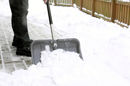 Schnee r&auml;umen