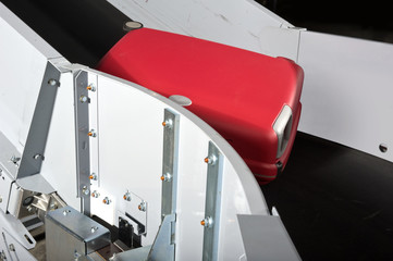 Luggage conveyor belt