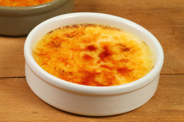 Creme brulee dessert