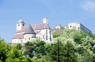 Fototapeta na wymiar ruins of Gars Castle, Lower Austria, Austria