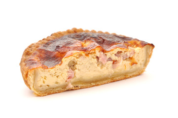 Quiche lorraine coupée en deux