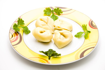 Tortellini auf Teller