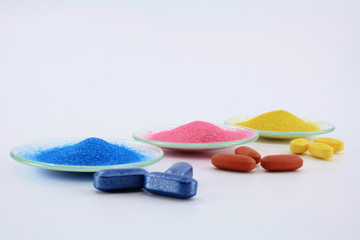 pulver mit tabletten