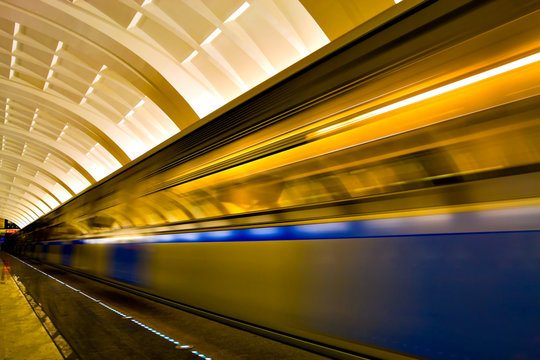 fast moving train by motion
