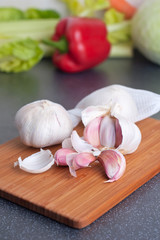 Garlic on cutting board