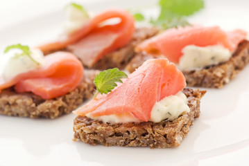 Lachs Canape