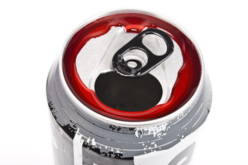 Naklejka premium Opened aluminum can