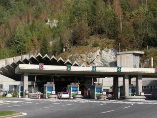 Entrée tunnel sous le Mont Blanc