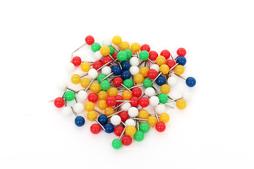 Stecknadeln auf einem Haufen