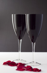 Black glasses with petals