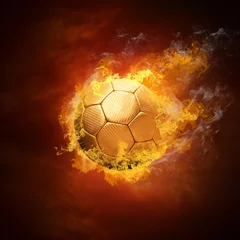 Selbstklebende Fototapeten Heißer Fußball auf der Geschwindigkeit in Feuerflamme © Andrii IURLOV