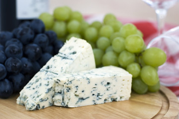 cheese and grapes