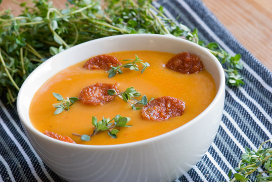Butternut squash and red pepper sauce