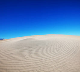 Fototapeta na wymiar White dune