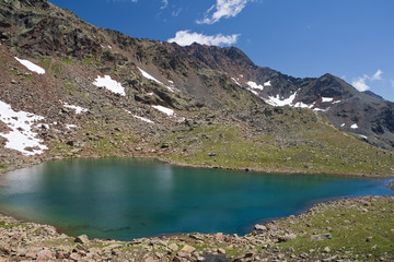 Fototapeta na wymiar Lago delle marmotte