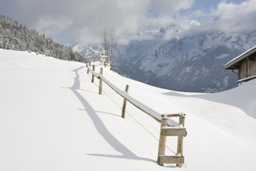 schnee in den alpen