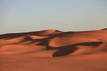 Libye, randonn&eacute;e chameli&egrave;re dans l'Akakus