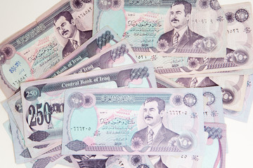 Geldscheine der ehemaligen irakischen Republik