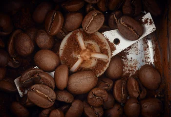 Plexiglas foto achterwand Coffee grains processing © pashabo
