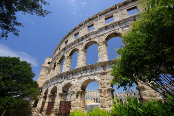 Pula 15
