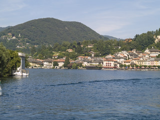 Orta San Julio y su lago, norte de Italia