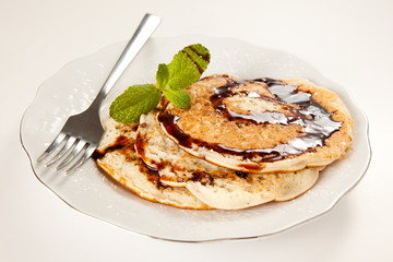 pancakes drizzled in caramel