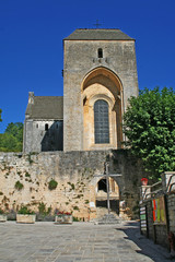 Fototapeta na wymiar Eglise Saint Amand de Coly