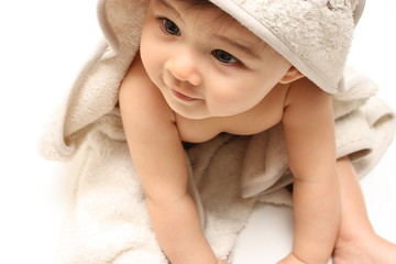 Bébé assis