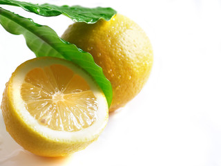 fresh lemon, macro,isolated