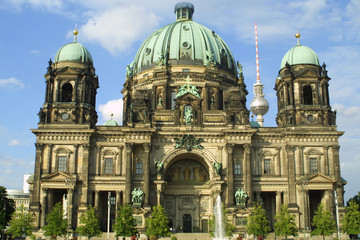 Fototapeta na wymiar Berlin Cathedral or 