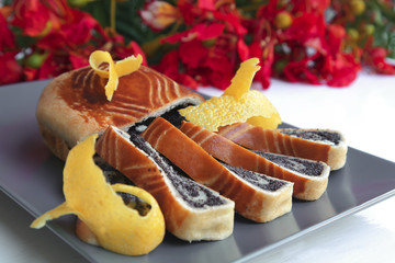 poppy pie served