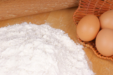 Fresh egg pasta ingredients
