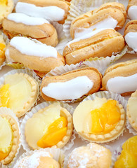 pâtisseries éclairs tartelettes