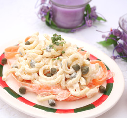 Nudelsalat mit Kapern