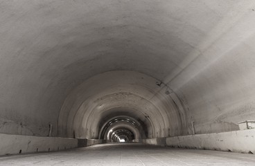 Long Tunnel
