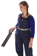 Mädchen im Blaumann mit Säge