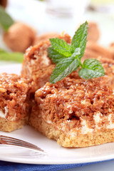 Walnut cake