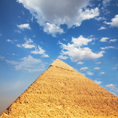 Fototapeta na wymiar Egyptian pyramid